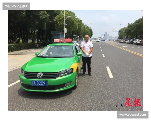 今天救援一辆捷达,车主打电话说跑起来哒哒响,经检查半轴损坏 今天救援一辆捷达,车主打电话说跑起来哒哒响,经检查半轴损坏
